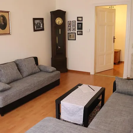 Apartment Haus Gründerzeit